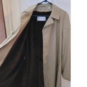 Towne London Fog Men's Trench Coat 42 Long Like New-Classy!